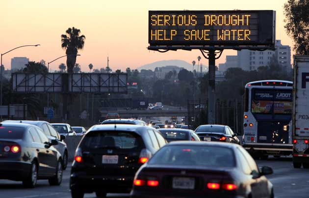 los angeles freeway save water sign